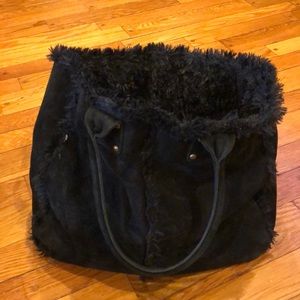 Gap reversible suede / fur 2 handle tote